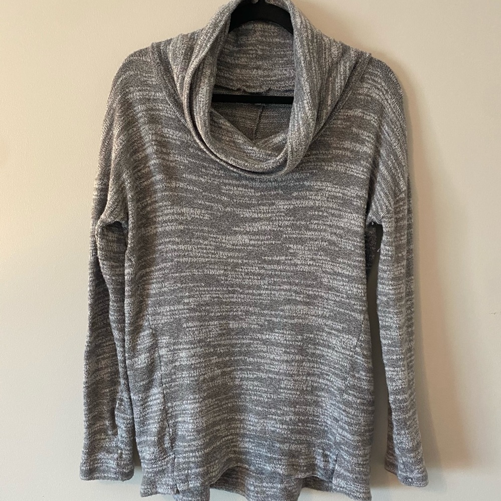 Aerie Oversized Grey Sweater